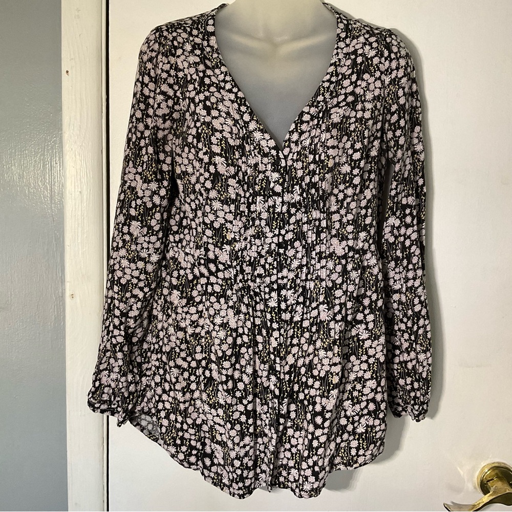 LC Lauren Conrad Black and Pink Floral Blouse Long Sleeve Peasant